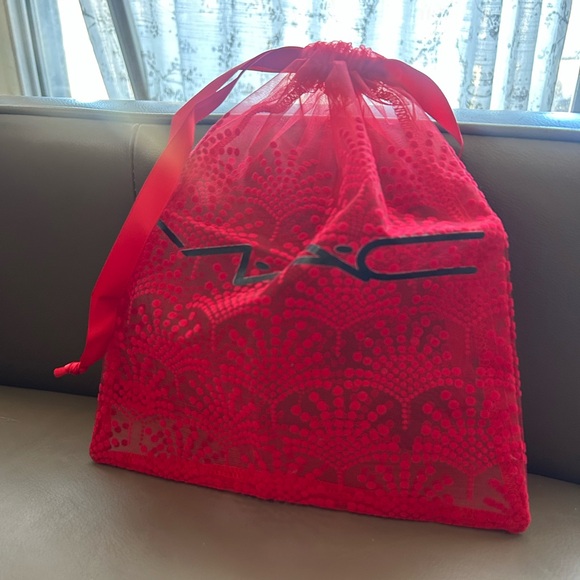 MAC Cosmetics Red Lace Cosmetic Bag - Picture 1 of 15